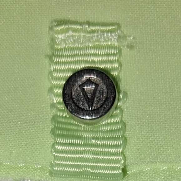 Ivivva Lightweight Collared Tank - Size 10 - Picture 4 of 6